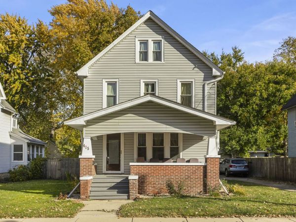 415 Blackhawk Street, Aurora, IL 60506