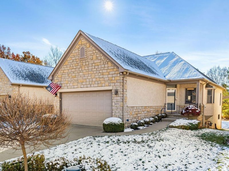 6033 Mcnaughten Grove Lane, Columbus, OH 43213 Photo 2