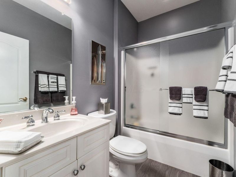 6033 Mcnaughten Grove Lane, Columbus, OH 43213 Photo 21