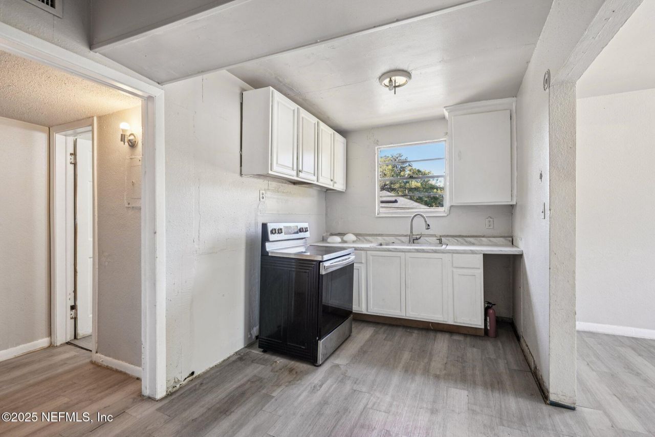 1584 W 31st Street, Jacksonville, FL 32209 Photo