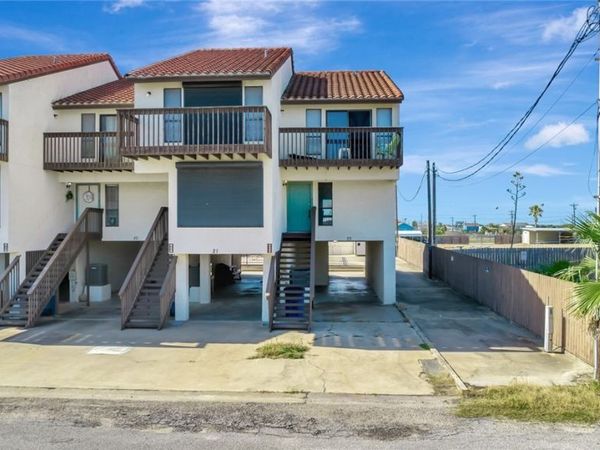 22 Pirates Cove, Port O'Connor, TX 77982