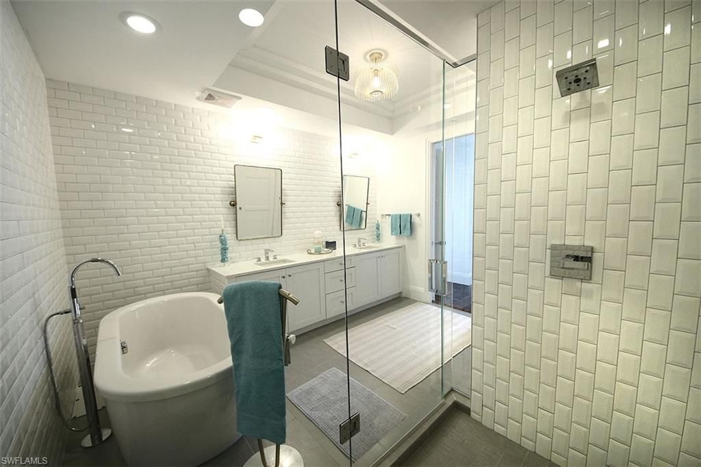 1035 3rd Ave S, Unit 411, Naples, FL 34102 Photo