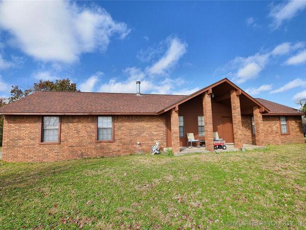 5747 E 620 Road , Locust Grove, OK 74352