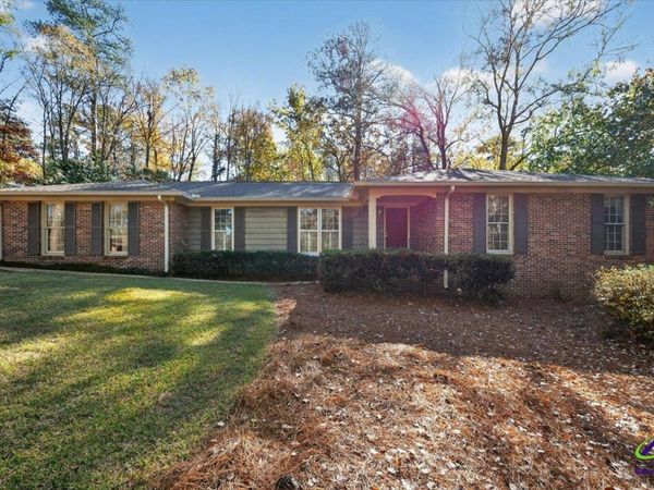 673 Commanche Drive, Macon, GA 31210