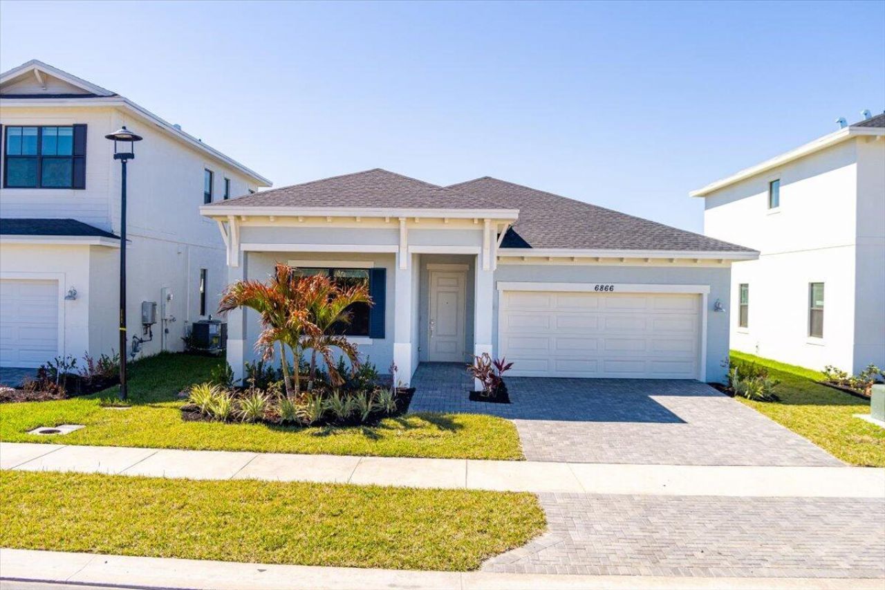 6866 NW Kestrel Lane, Port Saint Lucie, FL 34987 Photo