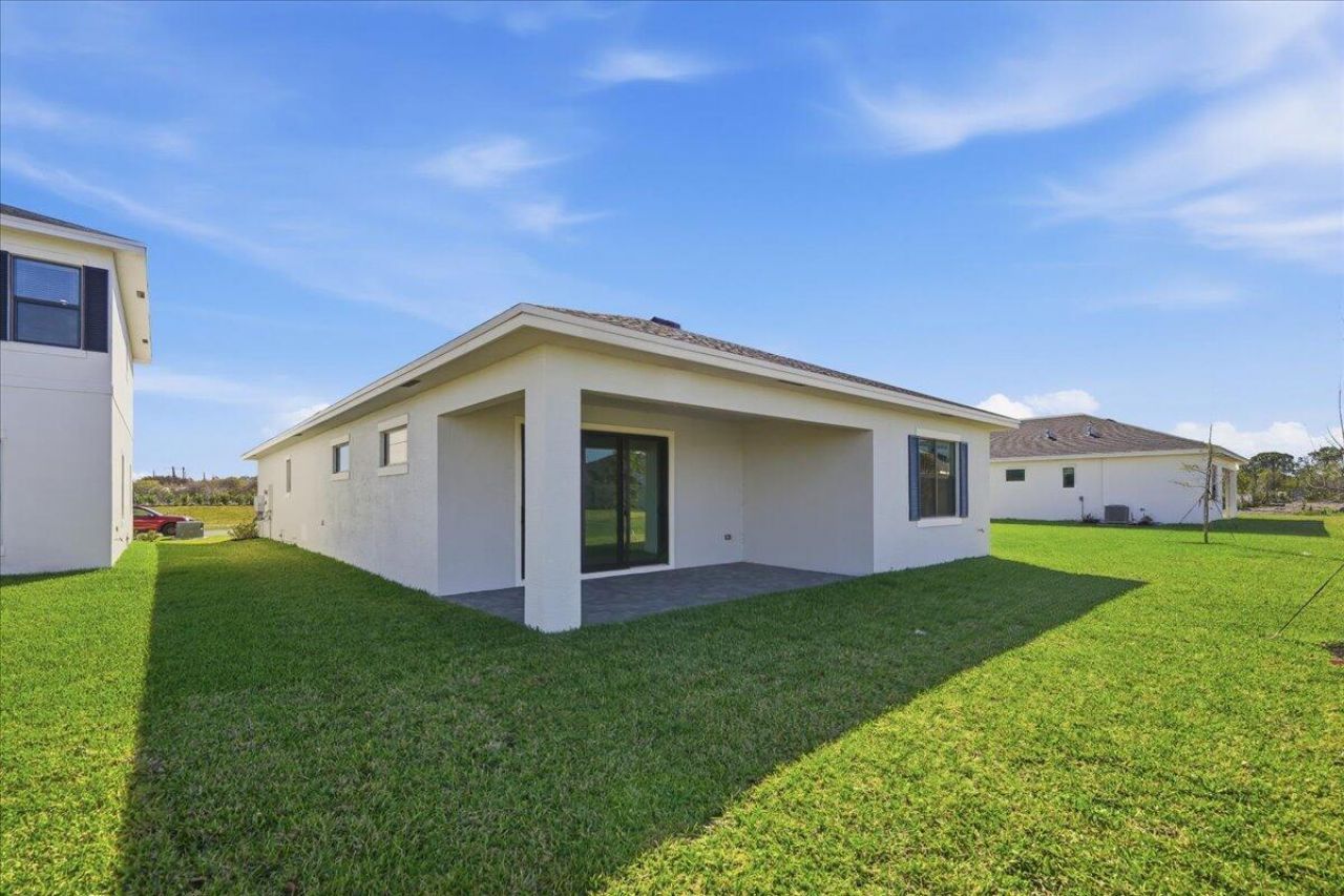 6866 NW Kestrel Lane, Port Saint Lucie, FL 34987 Photo