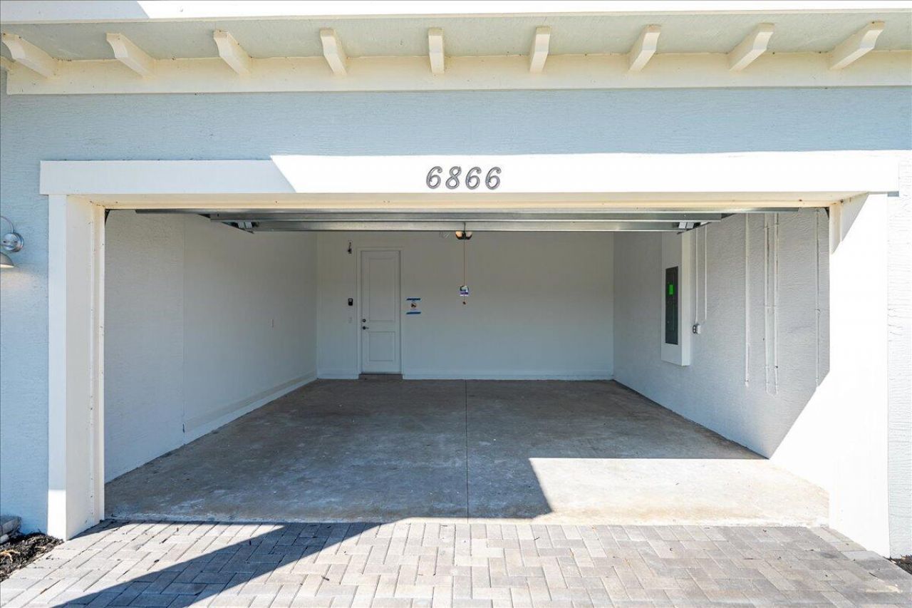 6866 NW Kestrel Lane, Port Saint Lucie, FL 34987 Photo