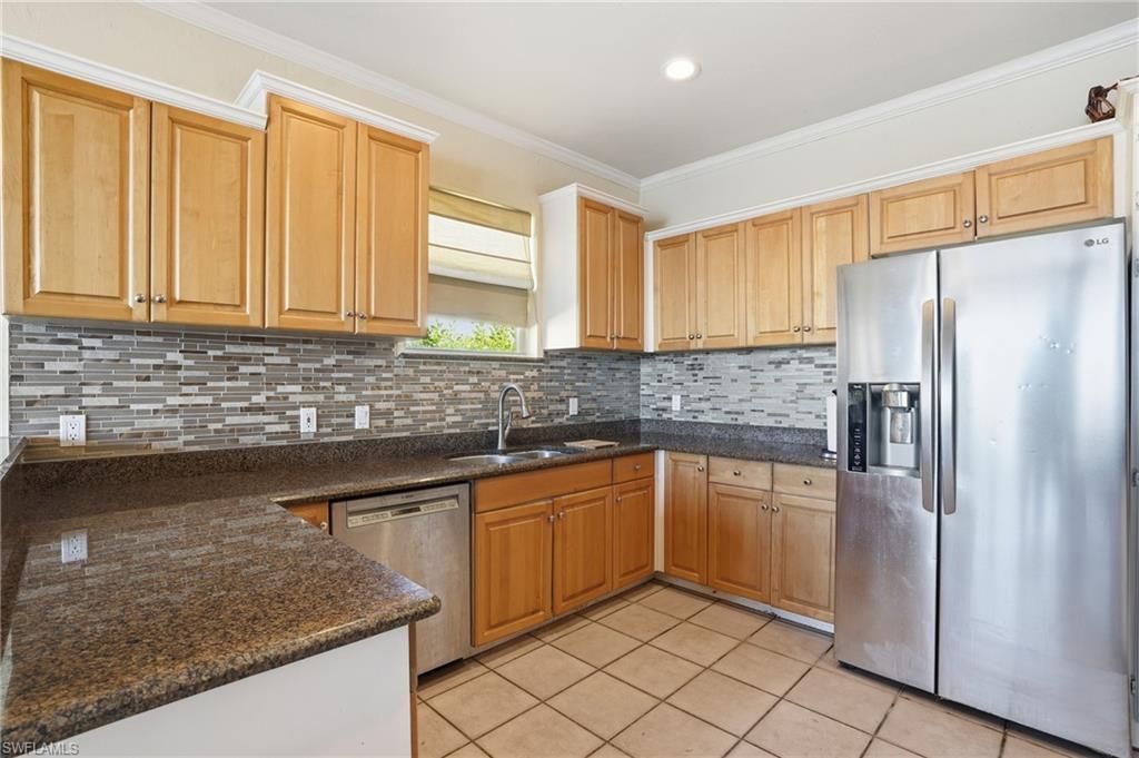 1624 Emerald Cove Dr, Cape Coral, FL 33991 Photo