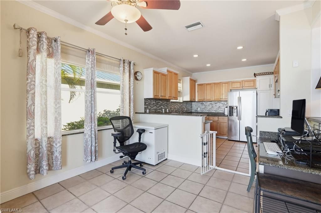 1624 Emerald Cove Dr, Cape Coral, FL 33991 Photo