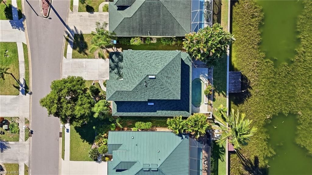 1624 Emerald Cove Dr, Cape Coral, FL 33991 Photo