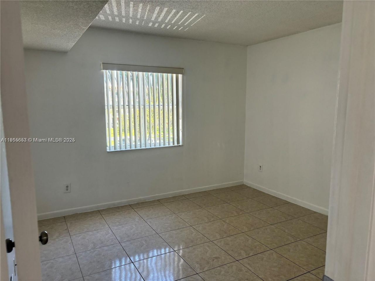 8240 SW 210th St, Unit 201, Cutler Bay, FL 33189 Photo