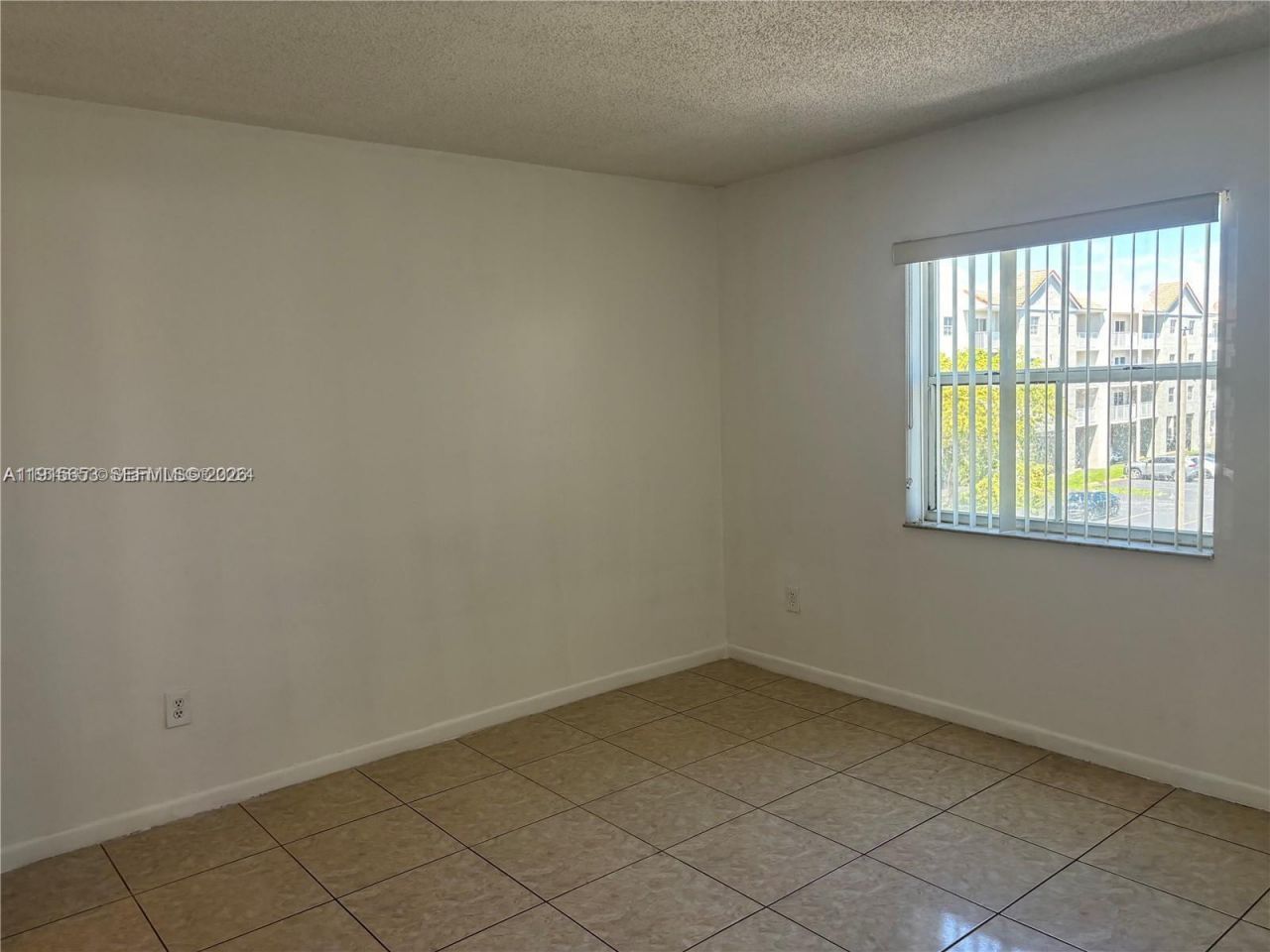8240 SW 210th St, Unit 201, Cutler Bay, FL 33189 Photo