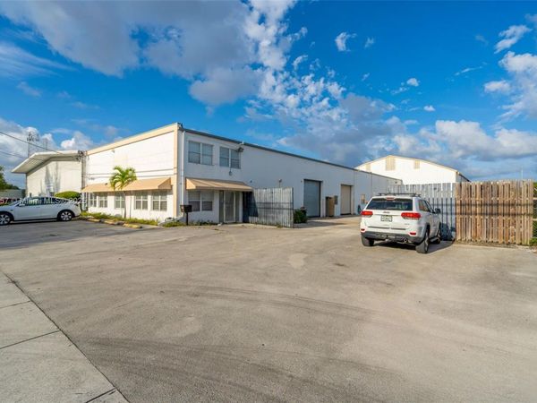 1226 NW 23rd Ave, Fort Lauderdale, FL 33311