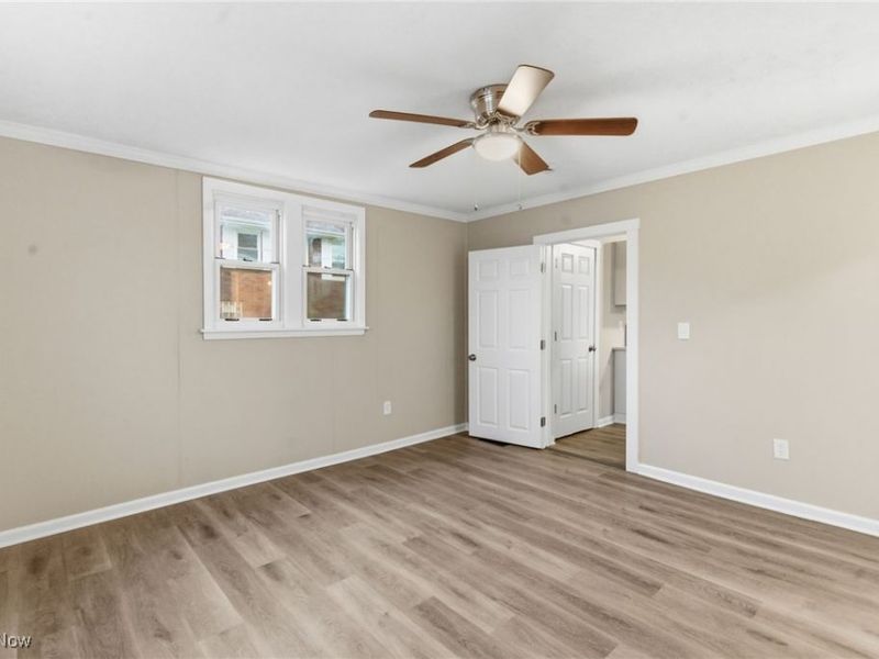 466 W 45th Street, Shadyside, OH 43947 Photo 11