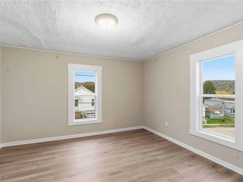 466 W 45th Street, Shadyside, OH 43947 Photo 14