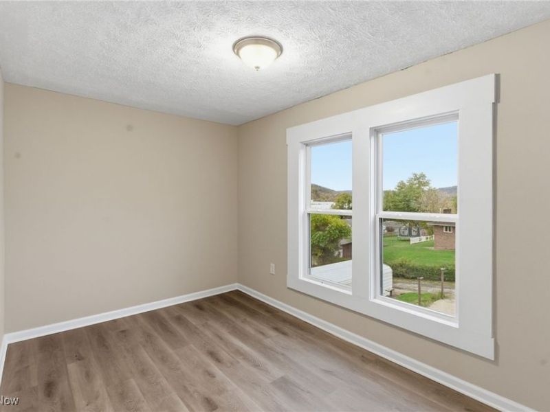 466 W 45th Street, Shadyside, OH 43947 Photo 20