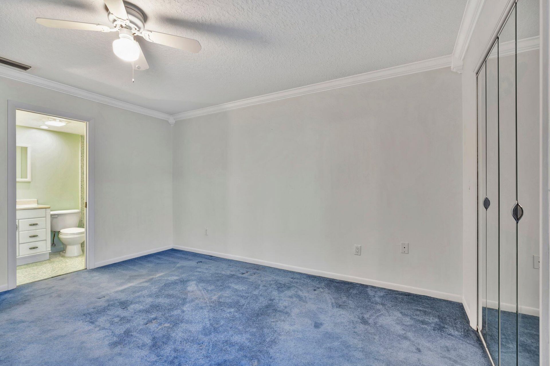 121 Wettaw Lane, Unit 211, North Palm Beach, FL 33408 Photo