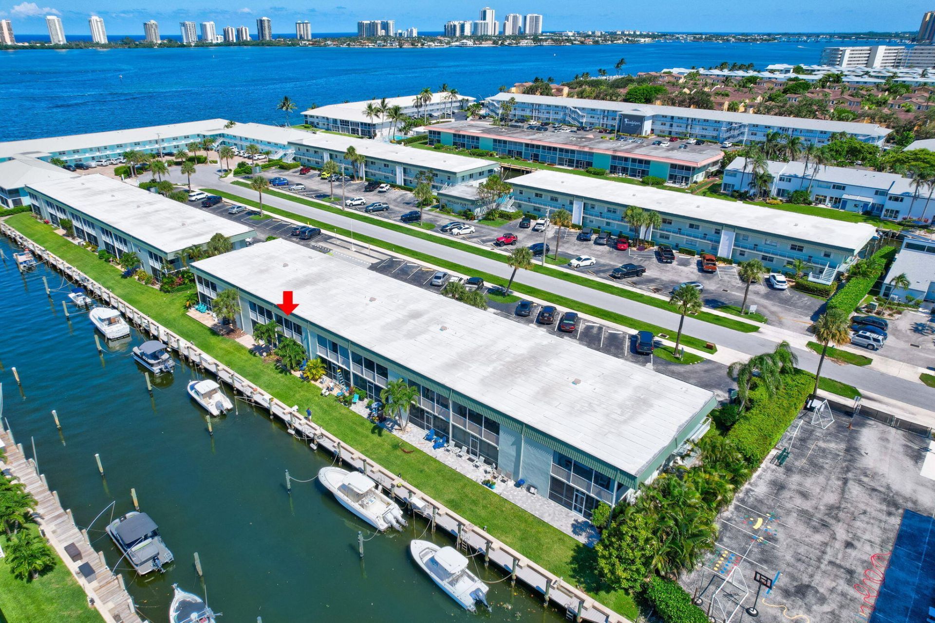 121 Wettaw Lane, Unit 211, North Palm Beach, FL 33408 Photo