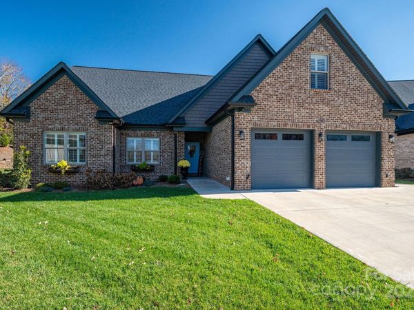 4290 Holly Circle NE, Conover, NC 28613