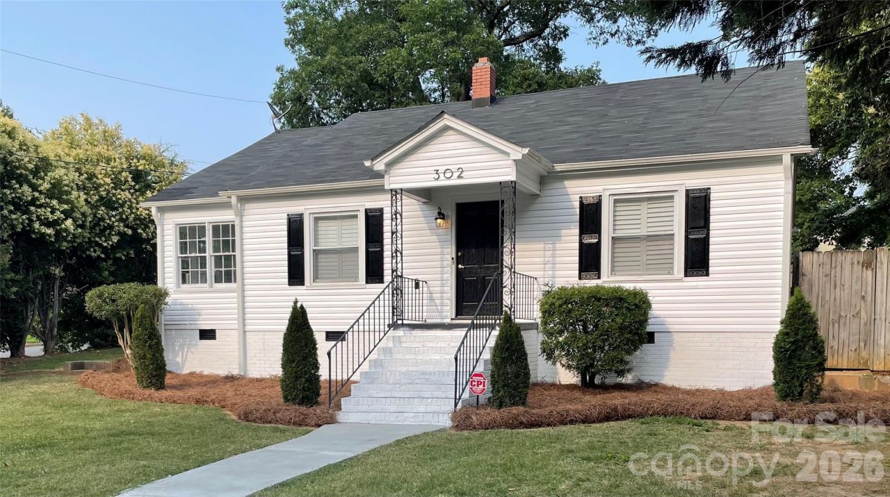 302 Johnson Street N, Monroe, NC 28112 Main Photo