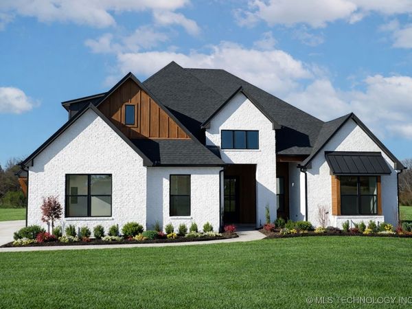 11210 S 215th East Avenue, Broken Arrow, OK 74014