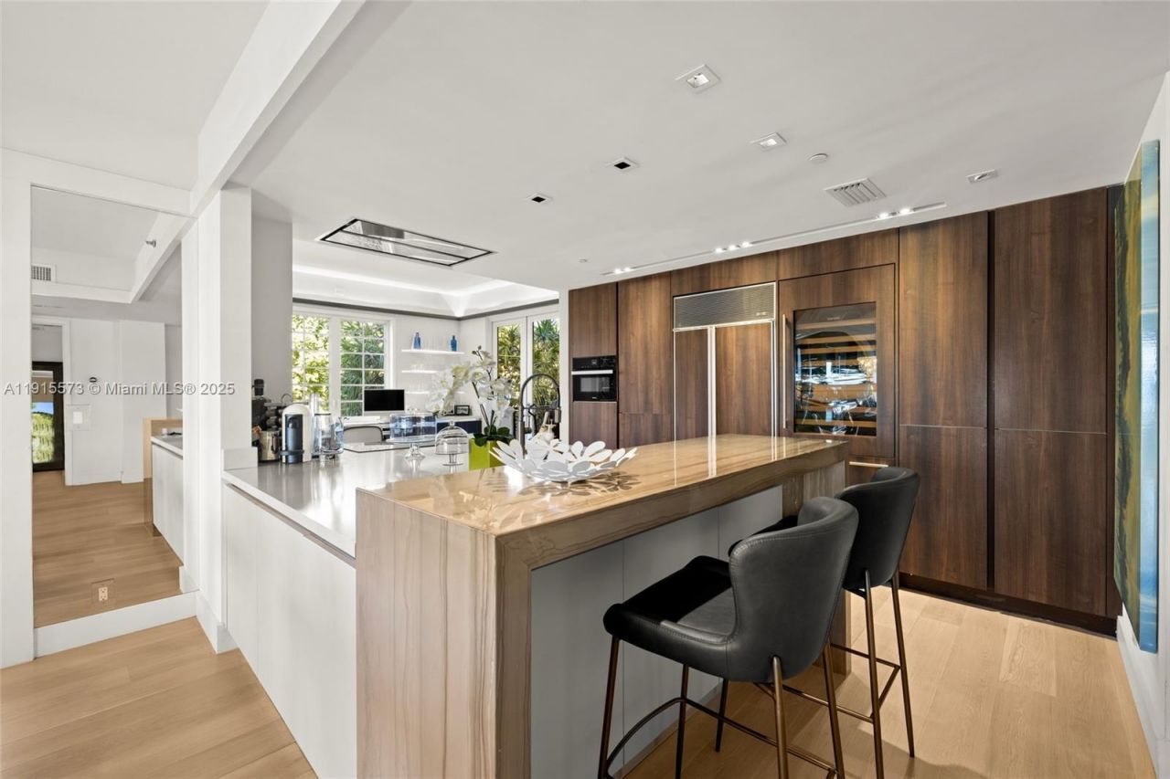 4924 Fisher Island Dr, Unit 4924, Miami Beach, FL 33109 Photo
