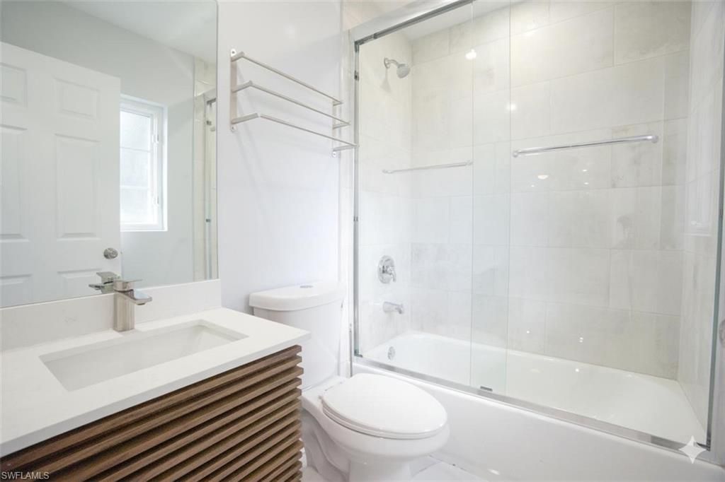 4970 Riverside Dr, Estero, FL 33928 Photo