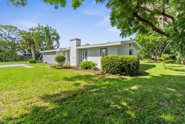 4970 Riverside Dr, Estero, FL 33928 Photo