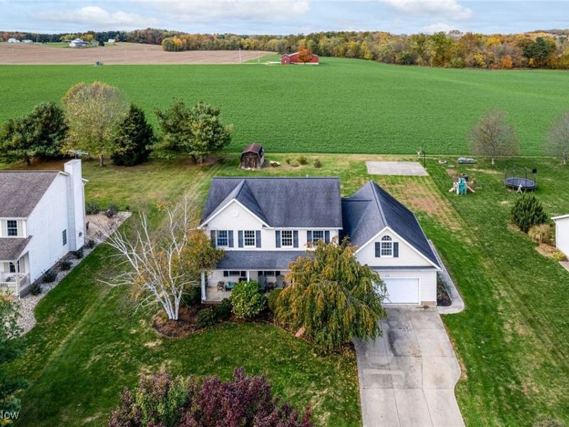 210 Evergreen Drive, Creston, OH 44217 Photo 11