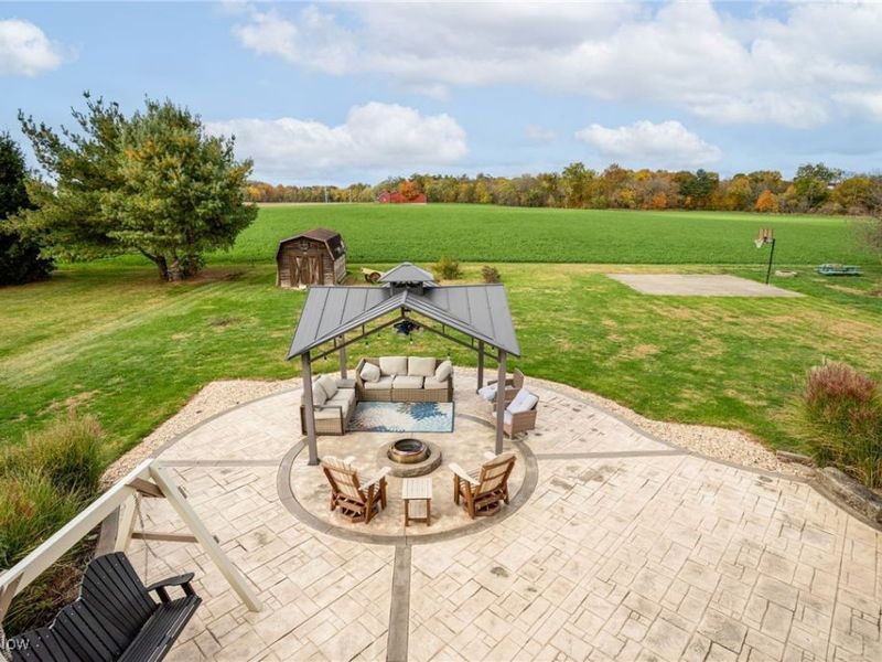 210 Evergreen Drive, Creston, OH 44217 Photo 7