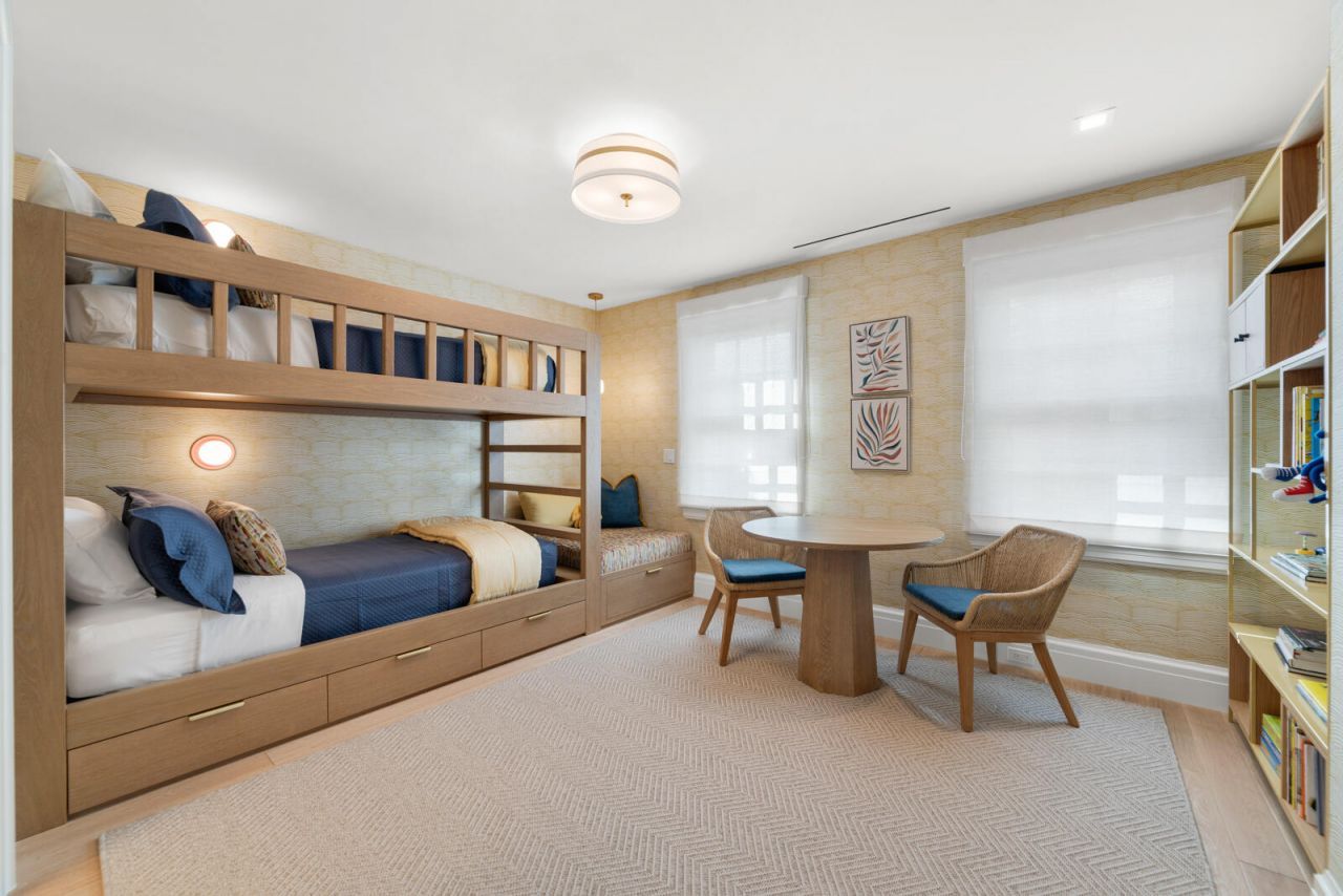 284 Monterey Road, Palm Beach, FL 33480 Photo