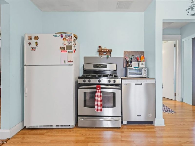 10322 Dover Road, Apple Creek, OH 44606 Photo 5