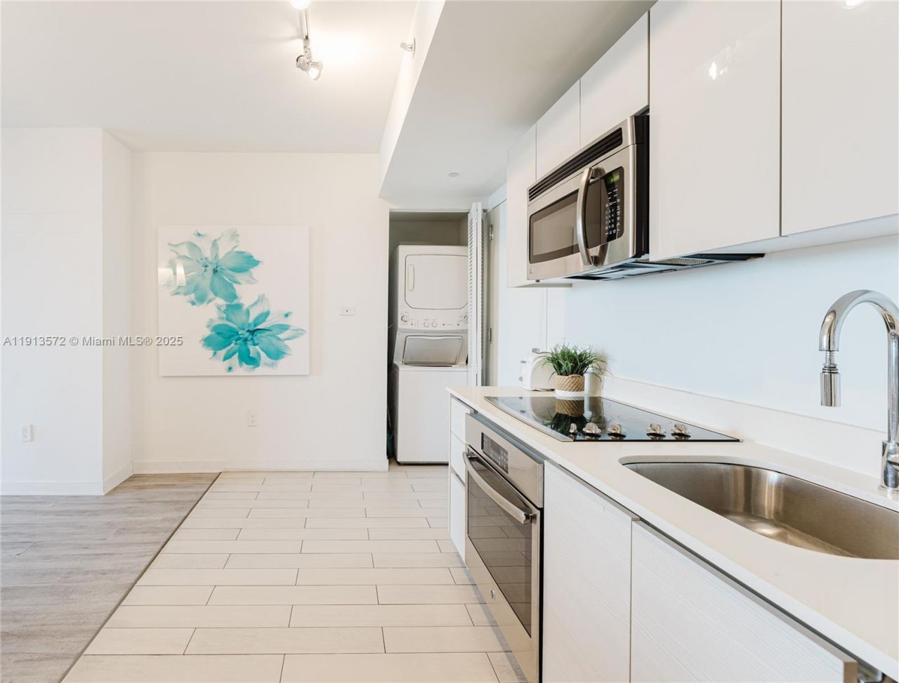 2602 E Hallandale Beach Blvd, Unit R1206, Hallandale Beach, FL 33009 Photo