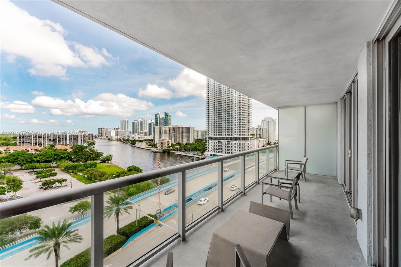 2602 E Hallandale Beach Blvd, Unit R1206, Hallandale Beach, FL 33009 Photo