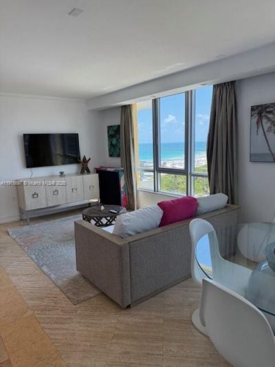101 Ocean Dr, Unit 906, Miami Beach, FL 33139 Photo