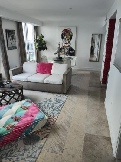 101 Ocean Dr, Unit 906, Miami Beach, FL 33139 Photo