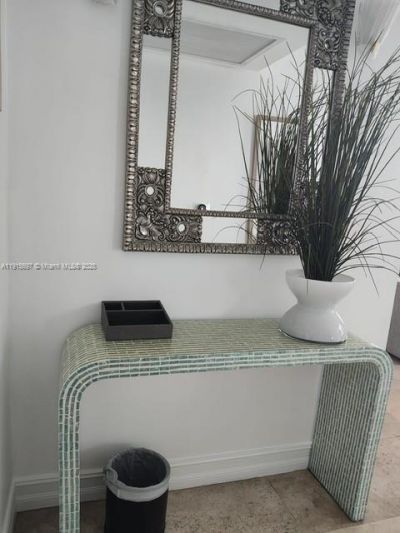 101 Ocean Dr, Unit 906, Miami Beach, FL 33139 Photo