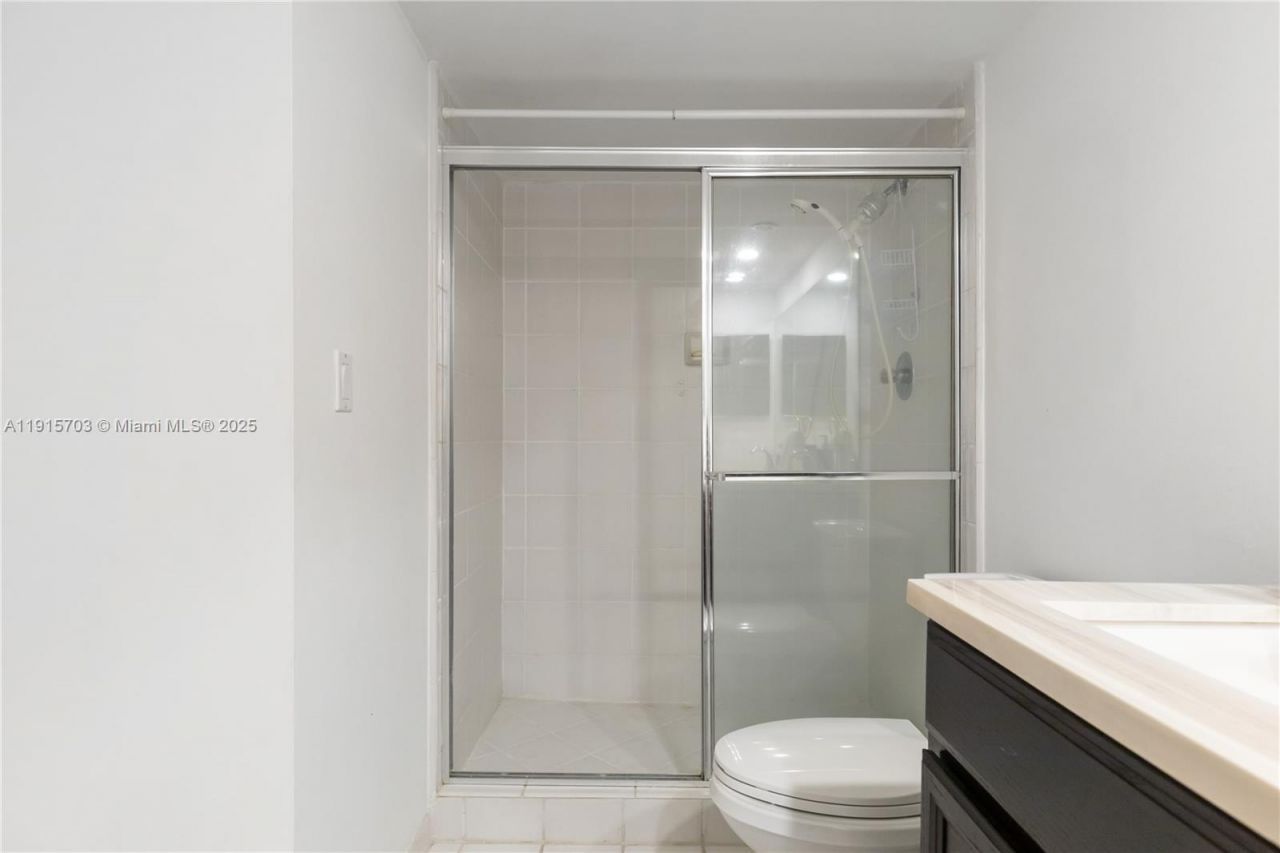 3300 NE 192nd St, Unit 1603, Aventura, FL 33180 Photo