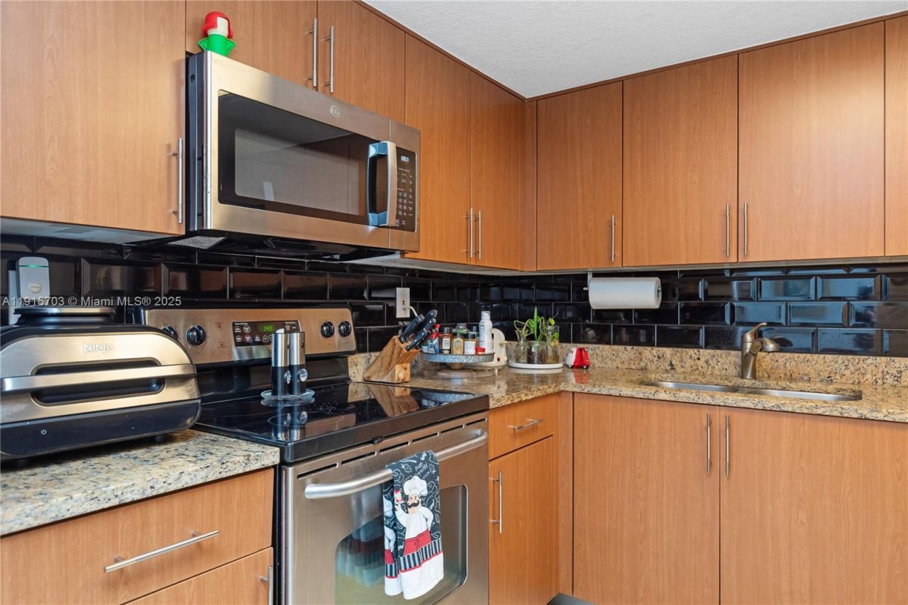 3300 NE 192nd St, Unit 1603, Aventura, FL 33180 Photo