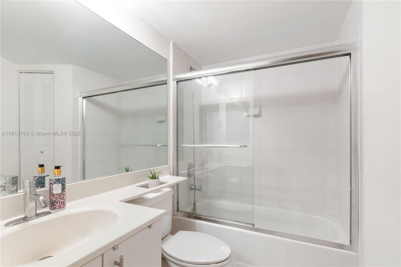 3300 NE 192nd St, Unit 1603, Aventura, FL 33180 Photo