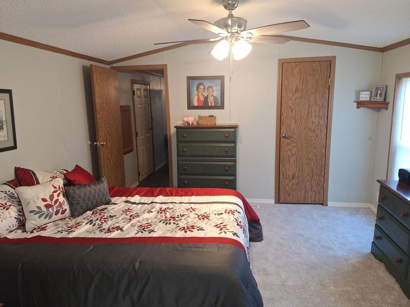 1100 Thornwood Drive SW, Unit 1018, Heath, OH 43056 Photo 6