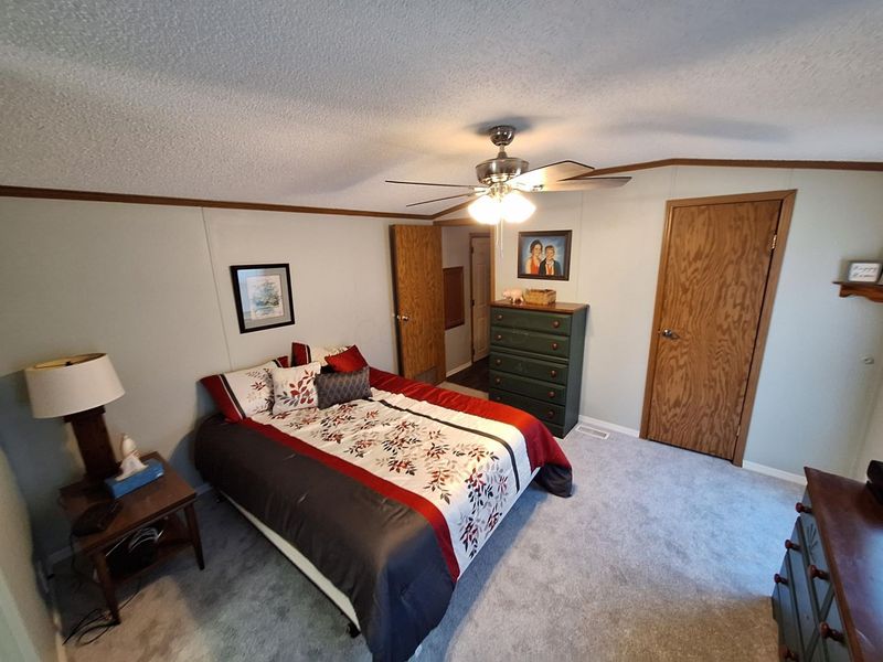 1100 Thornwood Drive SW, Unit 1018, Heath, OH 43056 Photo 7