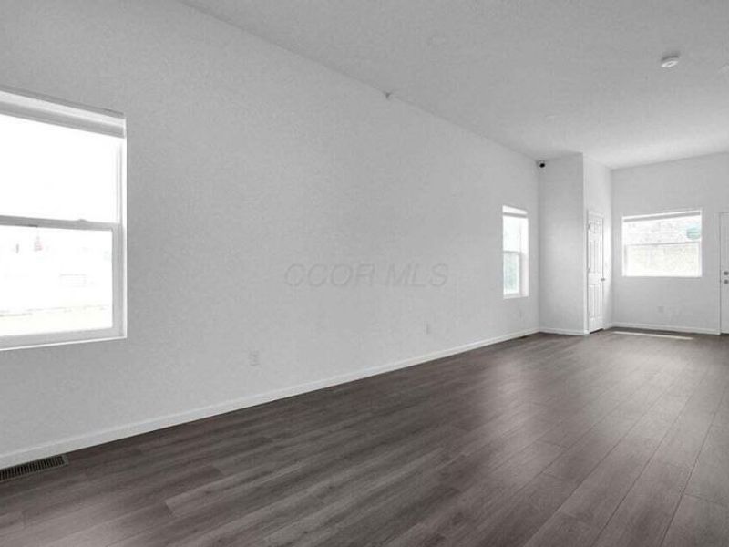 546 Stambaugh Avenue, Columbus, OH 43207 Photo 7