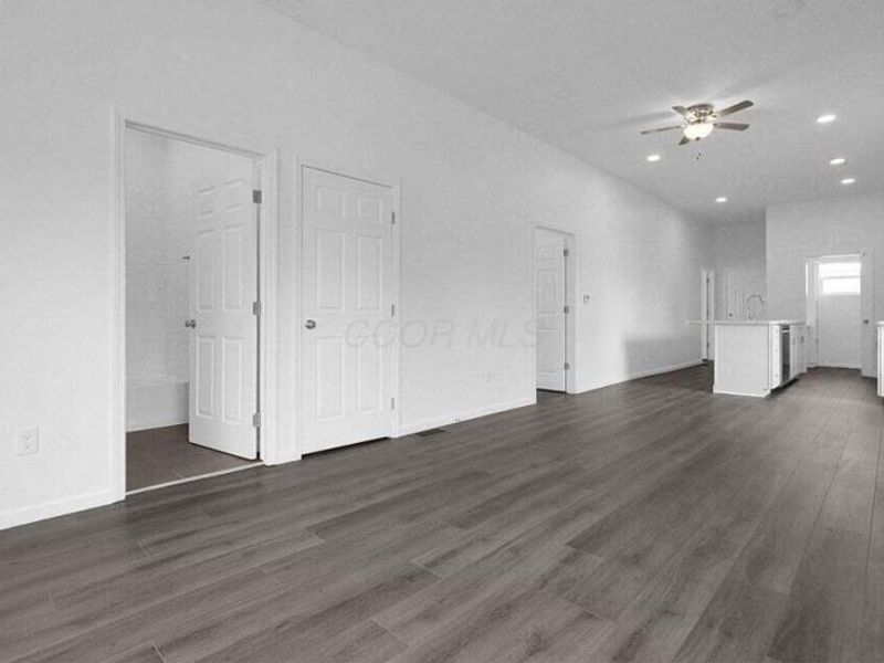 546 Stambaugh Avenue, Columbus, OH 43207 Photo 8