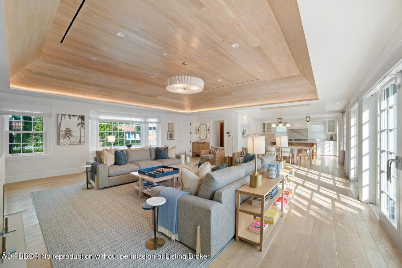 284 Monterey Road, Palm Beach, FL 33480 Photo