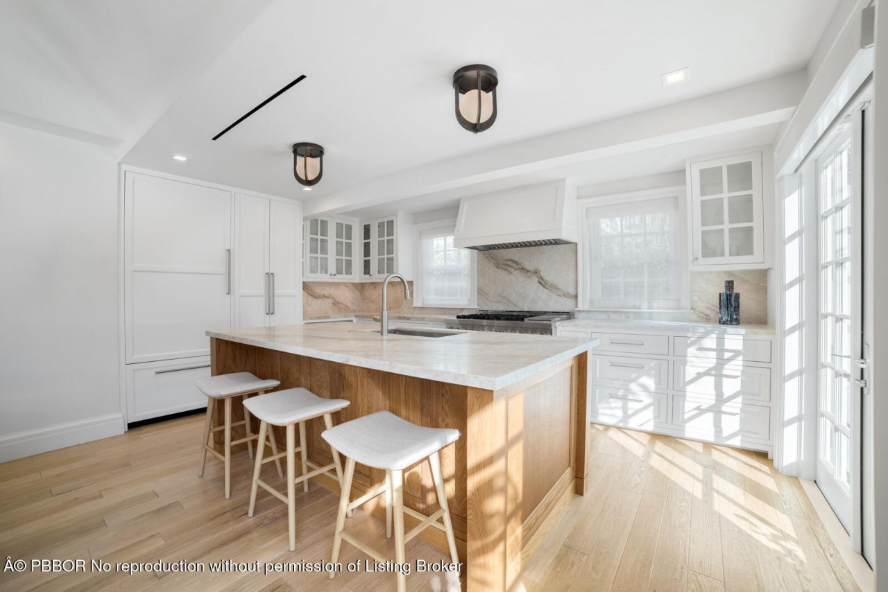 284 Monterey Road, Palm Beach, FL 33480 Photo