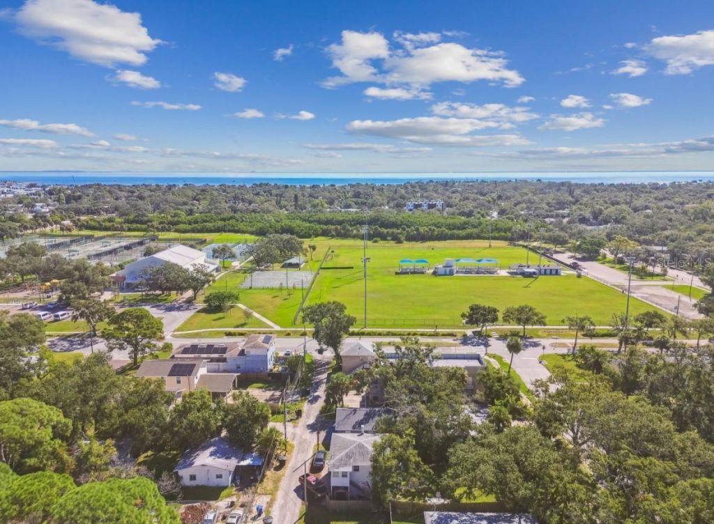 725 21st Avenue S, Saint Petersburg, FL 33705 Photo