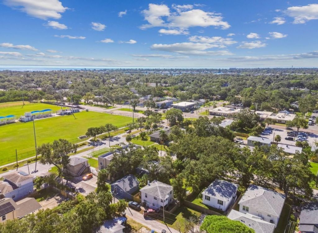 725 21st Avenue S, Saint Petersburg, FL 33705 Photo