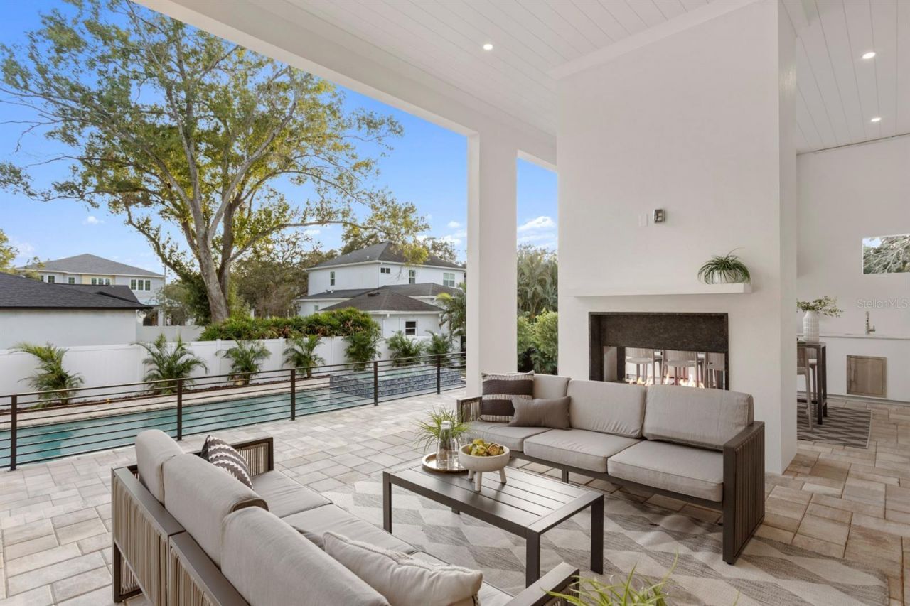 4624 W San Jose Street, Tampa, FL 33629 Photo