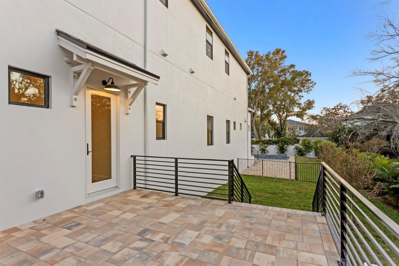 4624 W San Jose Street, Tampa, FL 33629 Photo